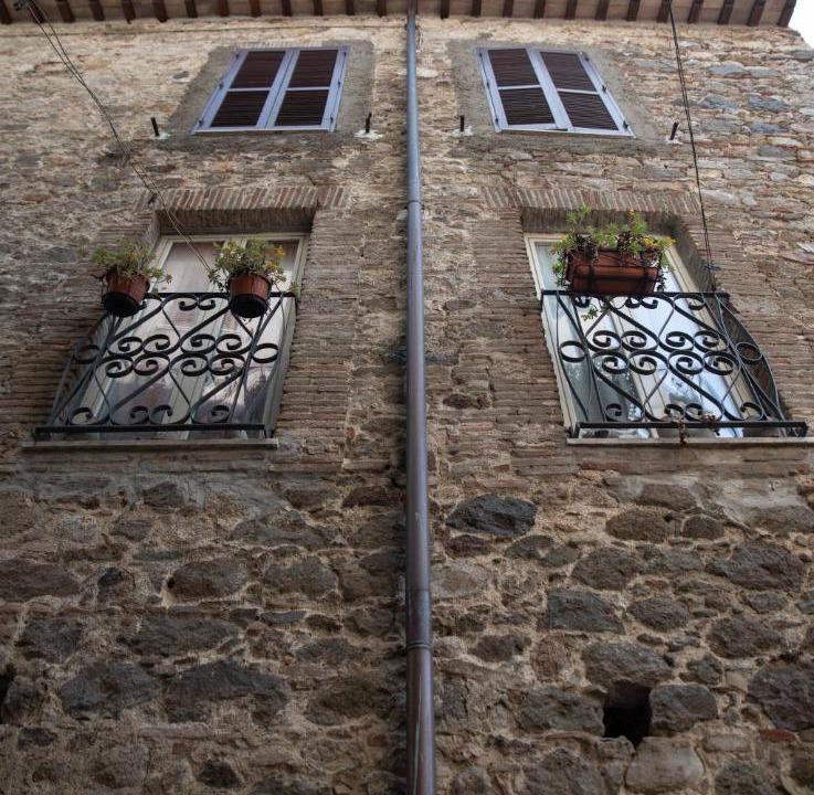 Photo of Buildings in Tolfa