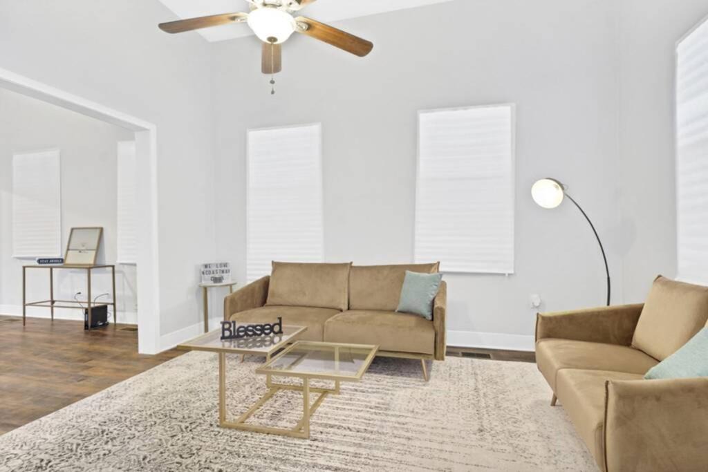 Photo of Livingroom in Galveston