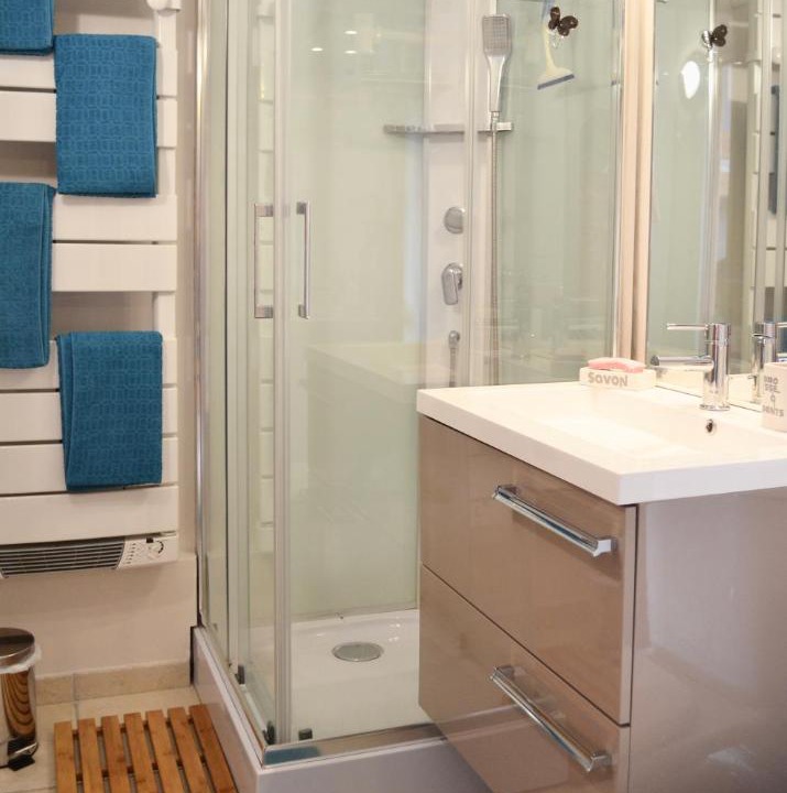 Photo of Bathroom in Villard-Reculas