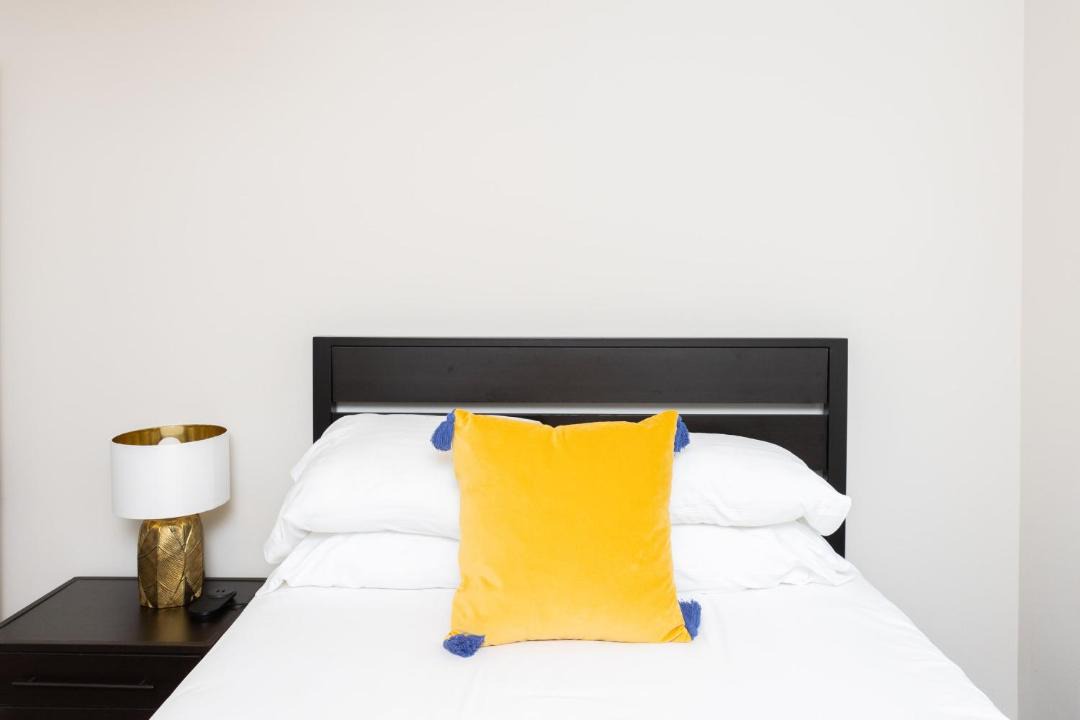 Photo of Bedroom in Kenwood