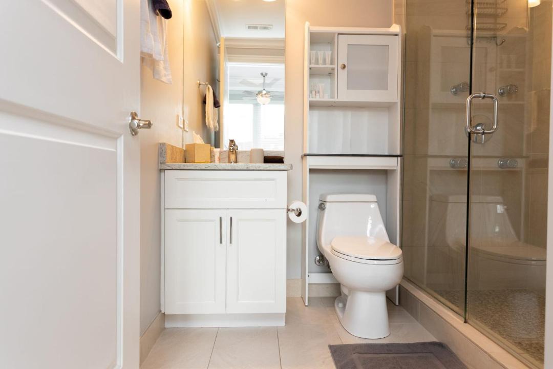 Photo of Bathroom in River West