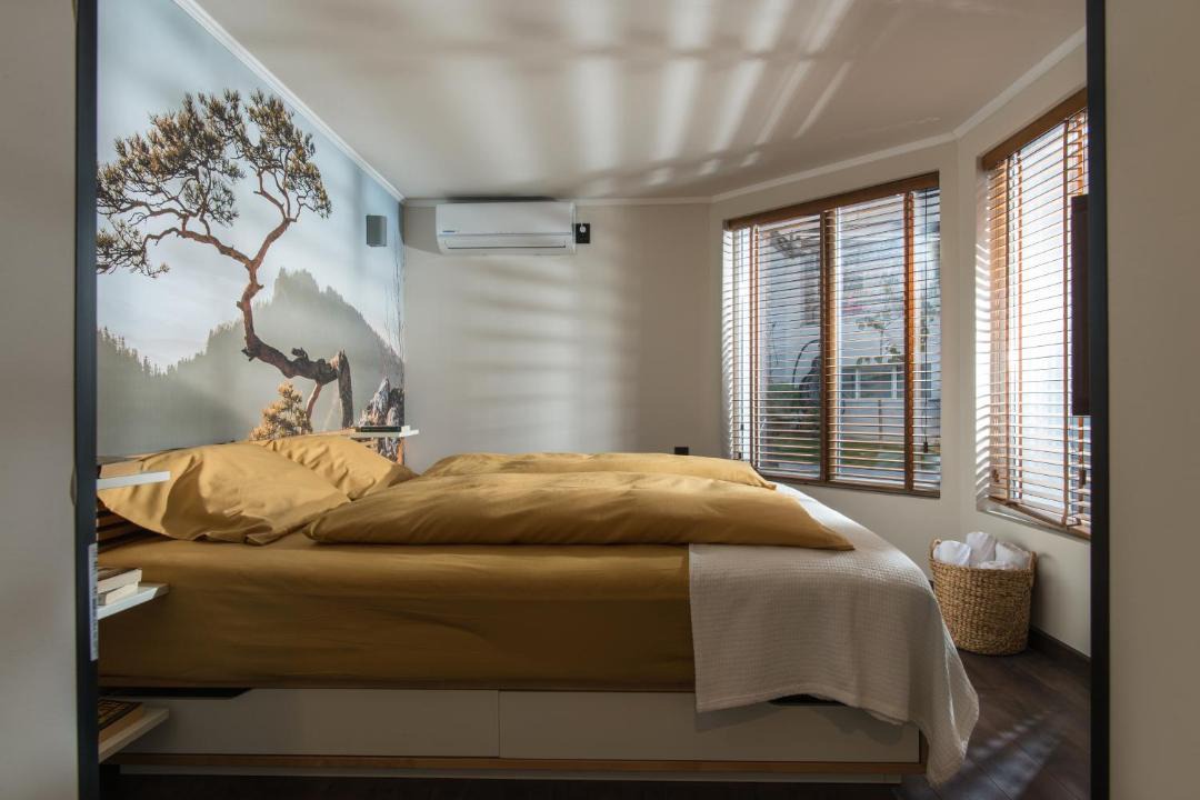 Photo of Bedroom in Enina