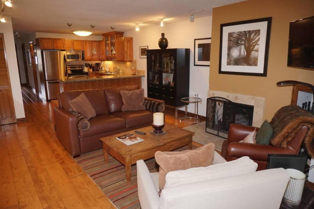 Photo of Livingroom in Aspen