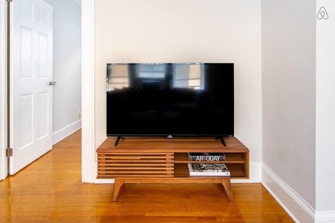 Photo of Livingroom in Ravenswood