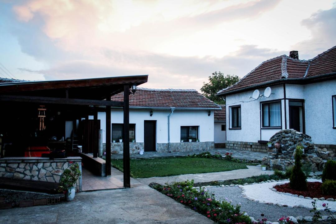 Photo of Buildings in Krushuna