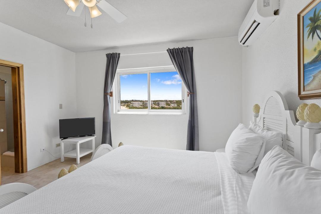 Photo of Bedroom in West End Village