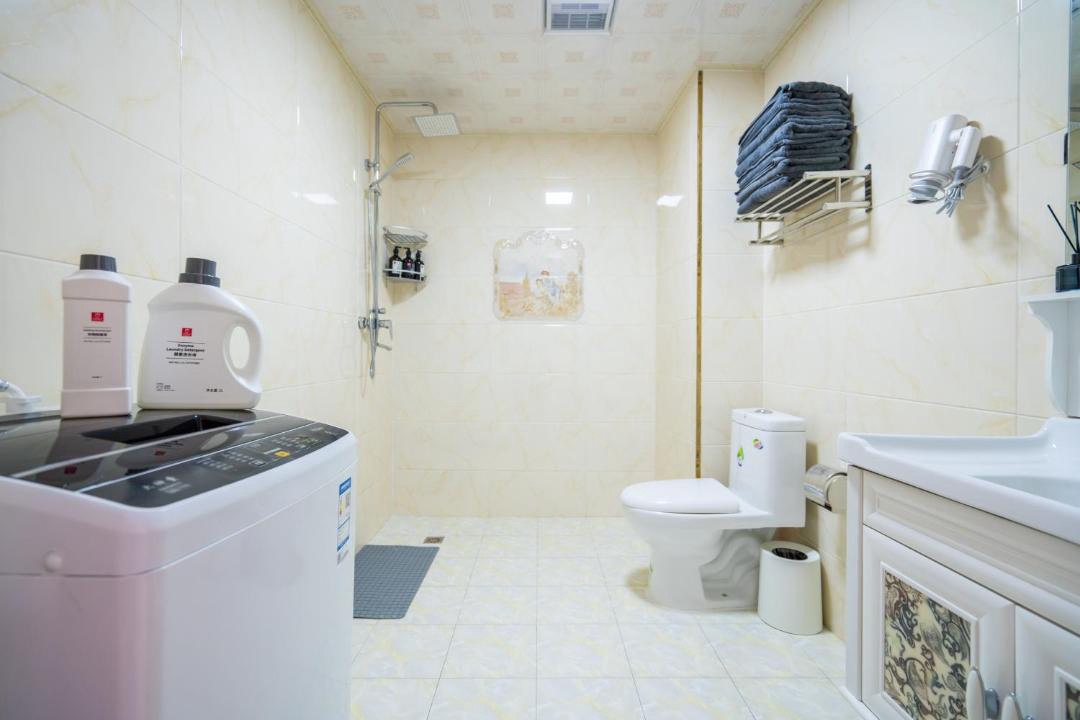 Photo of Others in Dao Li