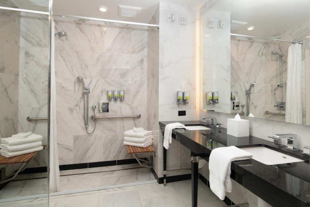 Photo of Bathroom in Theater District