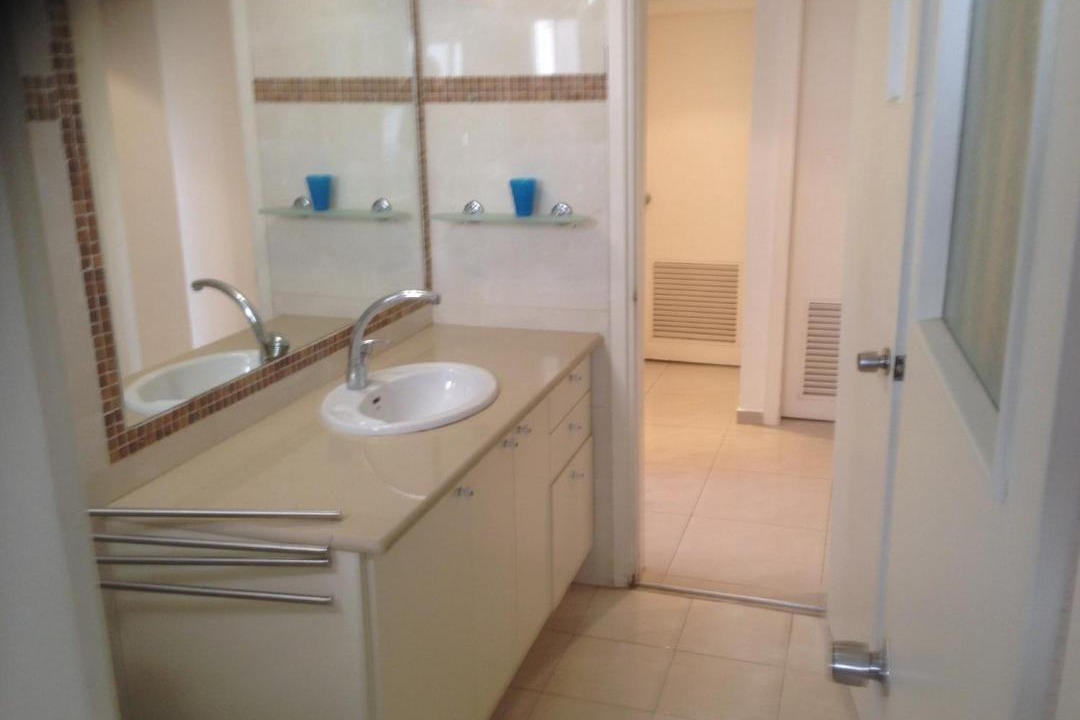 Photo of Bathroom in Tel Aviv Promenade