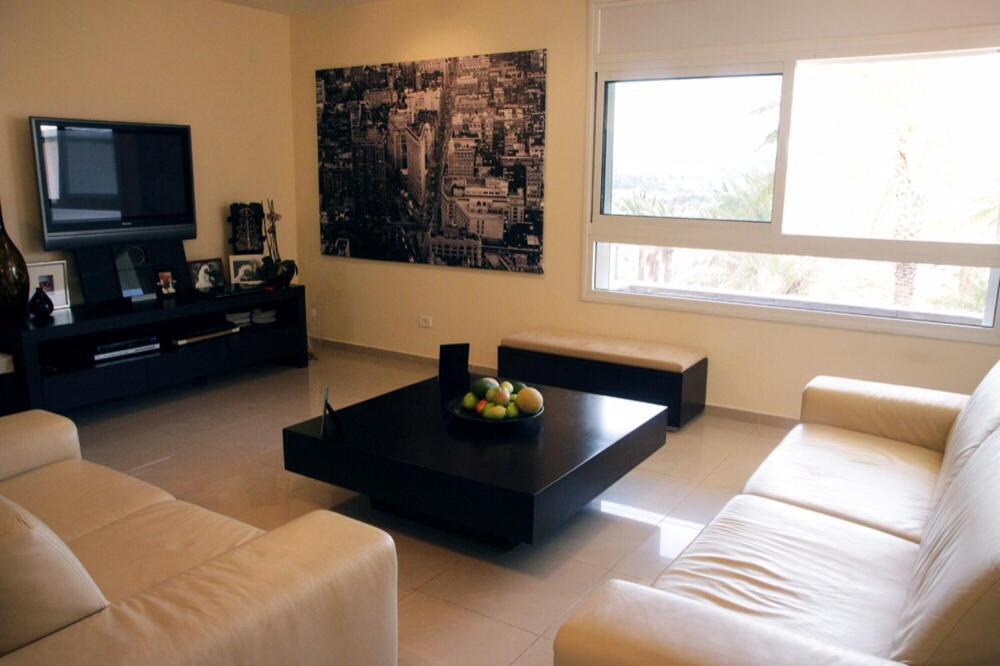 Photo of Livingroom in Tel Aviv Promenade