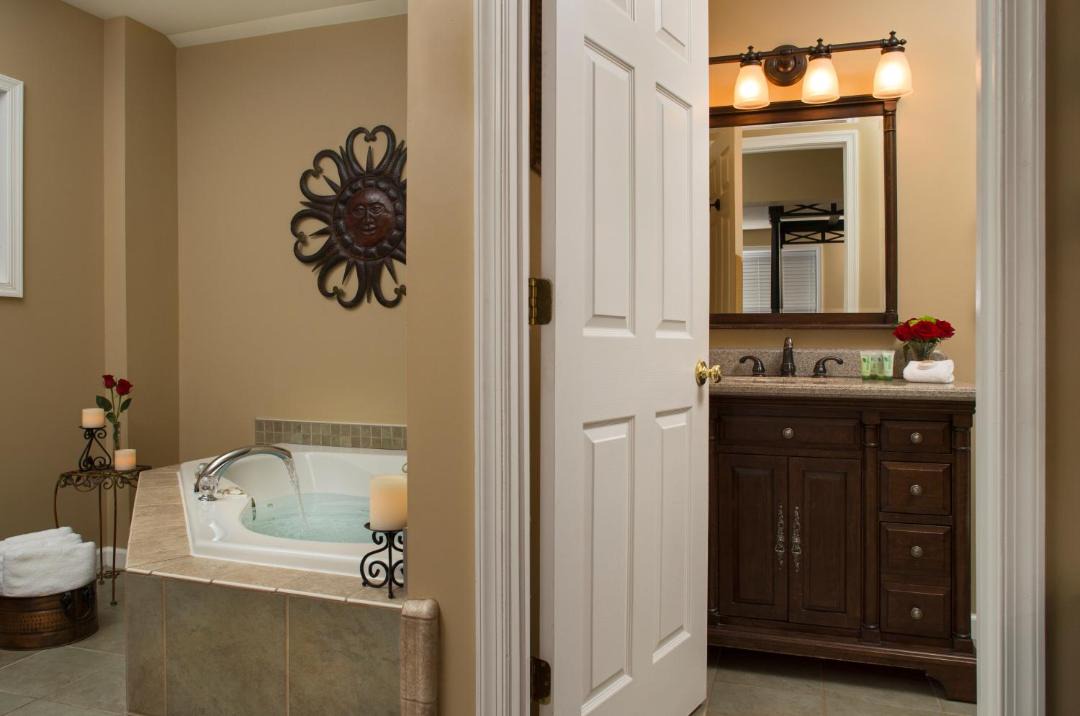 Photo of Bathroom in Palmyra