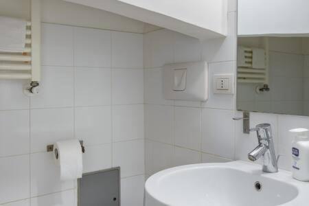 Photo of Bathroom in Ostiense
