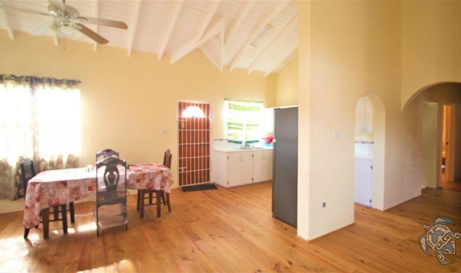 Photo of Livingroom in Corinthe