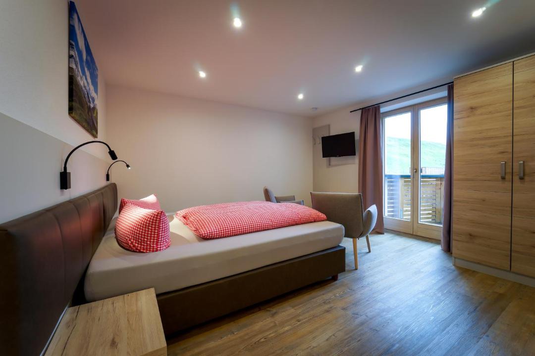 Photo of Bedroom in Tux