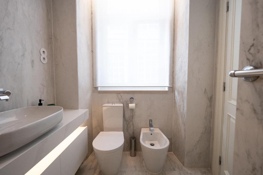 Photo of Bathroom in Baixa