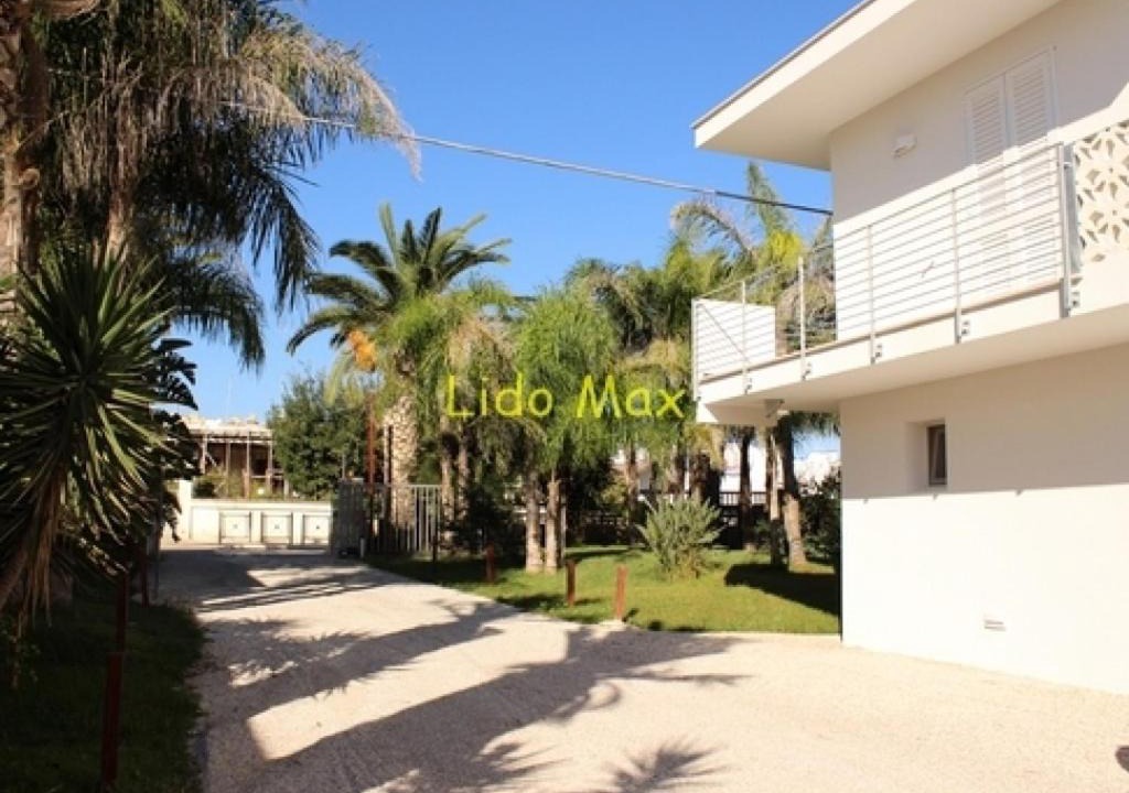Photo of Buildings in Torre Lapillo