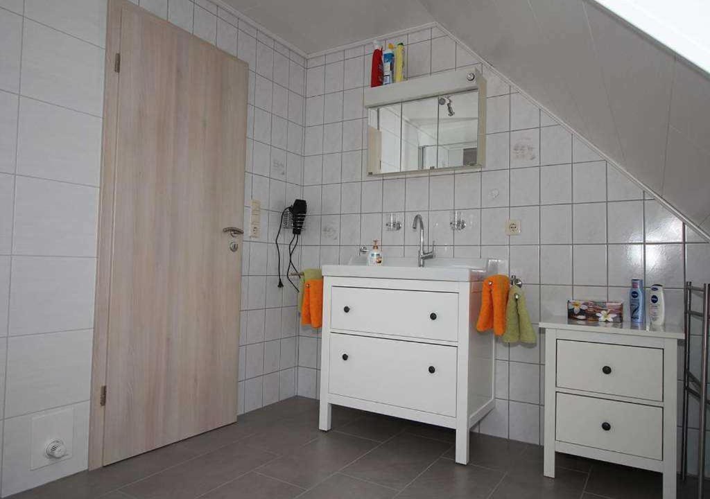 Photo of Bathroom in Leer