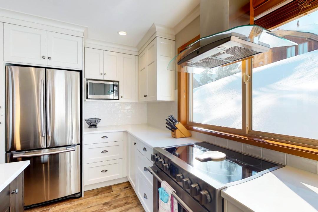 Photo of Kitchen in Big White Ski Resort