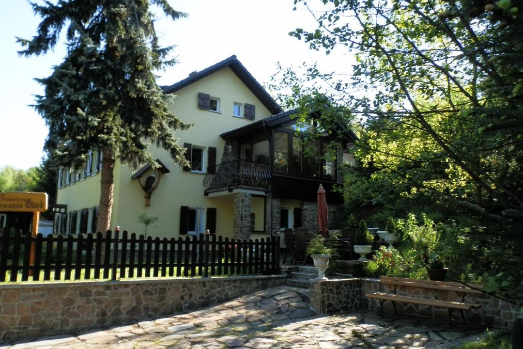Photo of Buildings in Halsbach