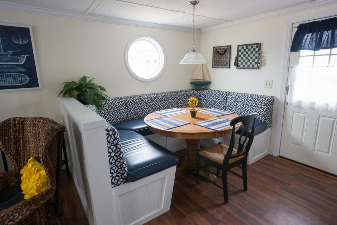 Photo of Livingroom in Clinton