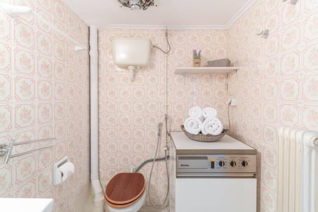 Photo of Bathroom in Koukaki