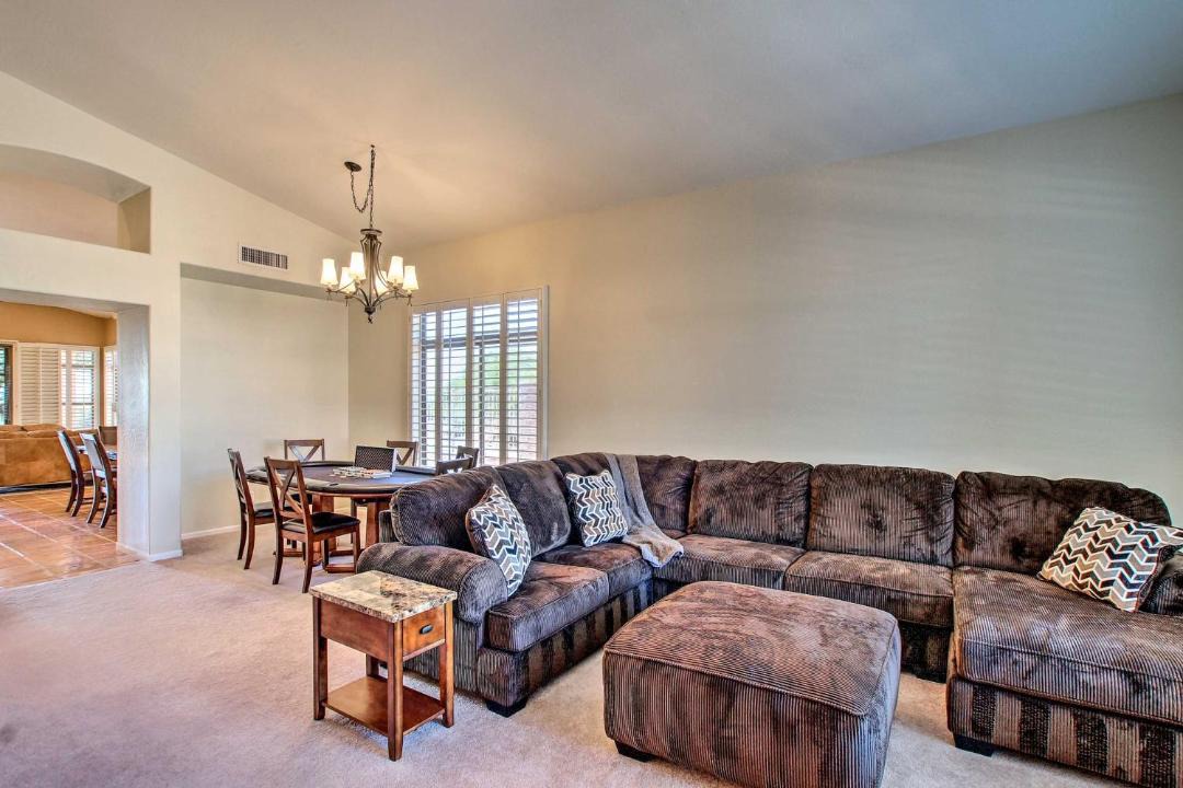 Photo of Livingroom in Red Mountain Ranch