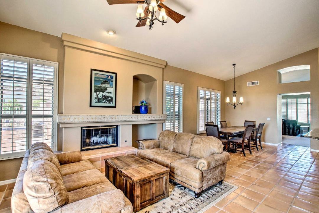 Photo of Livingroom in Red Mountain Ranch