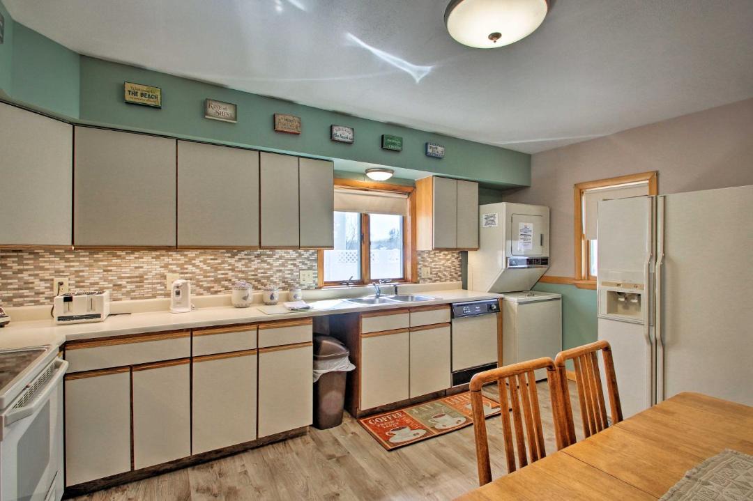 Photo of Kitchen in Old Orchard Beach