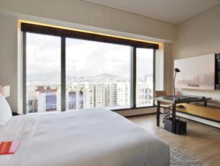 Photo of Bedroom in Quarry Bay