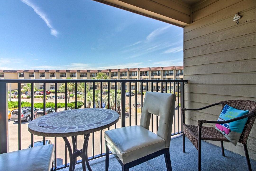 Photo of Patio Balcony in Folly Field
