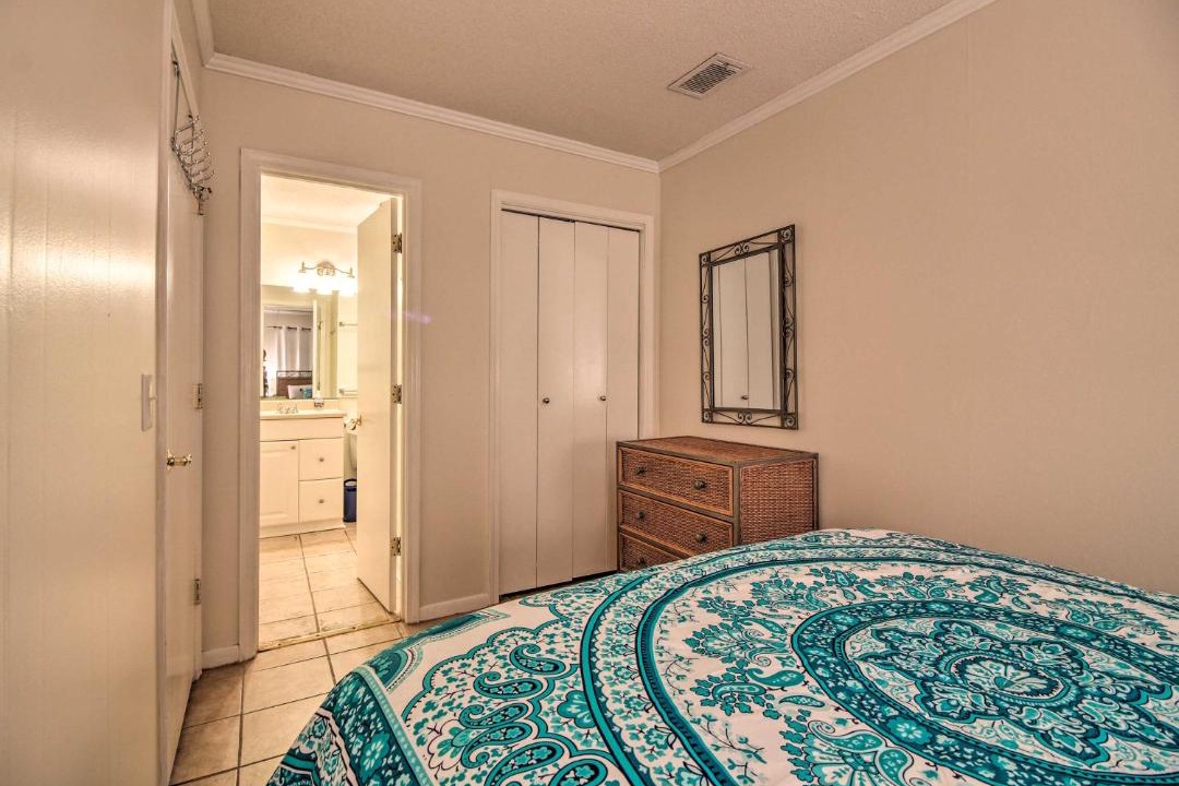 Photo of Bedroom in Folly Field