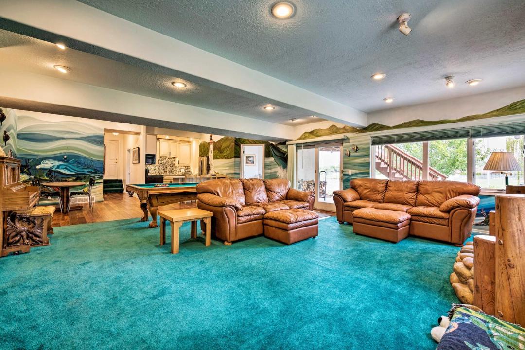 Photo of Livingroom in Millcreek