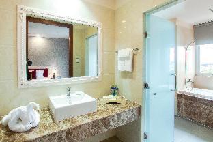 Photo of Bathroom in Phuong