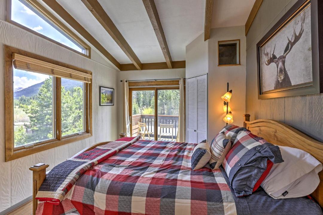 Photo of Bedroom in Mountain House