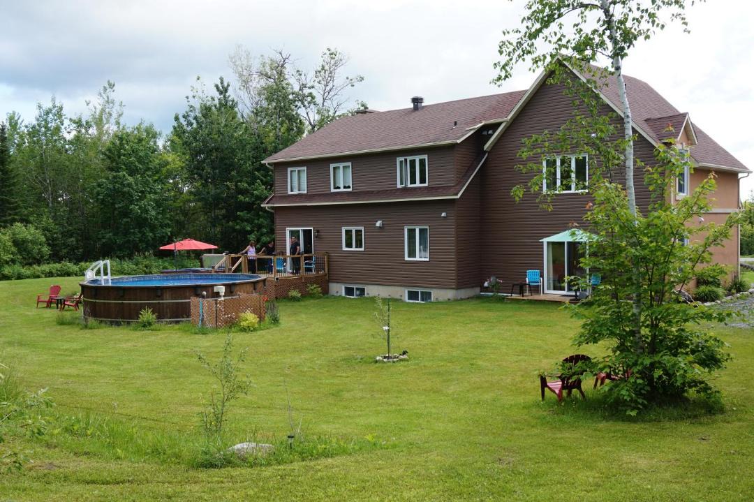 Photo of Others in Saint-Elie-dʼOrford