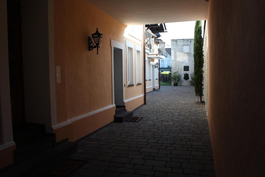 Photo of Others in Dottendorf