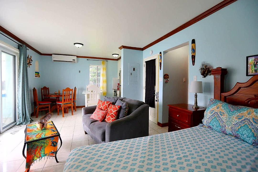 Photo of Livingroom in Orange Bay