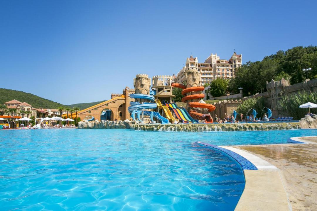 Photo of Outdoor in Elenite