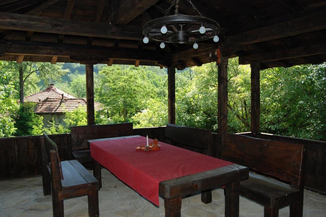 Photo of Patio Balcony in Balkanets