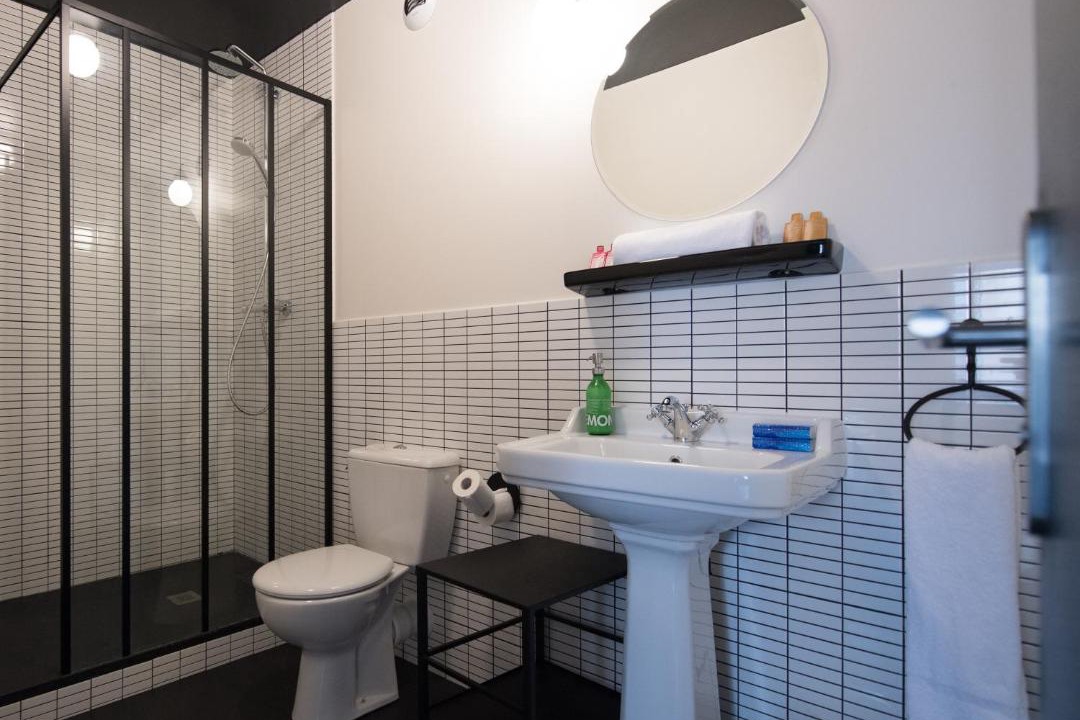 Photo of Bathroom in Lyon City Centre