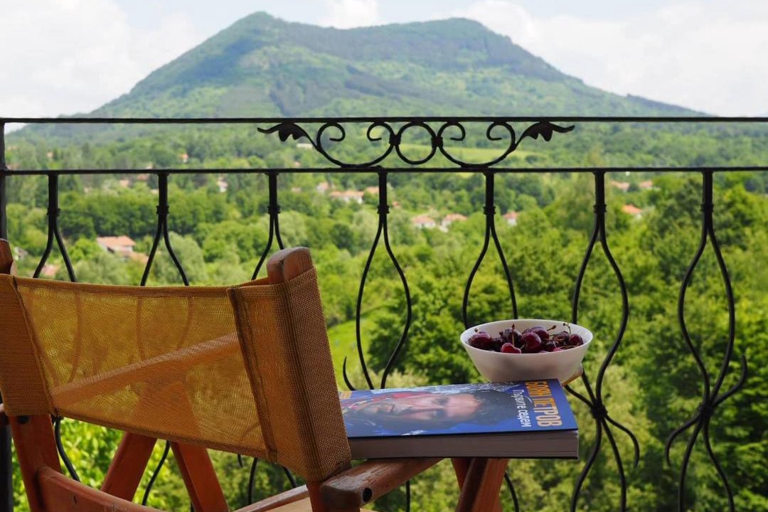 Photo of Patio Balcony in Apriltsi