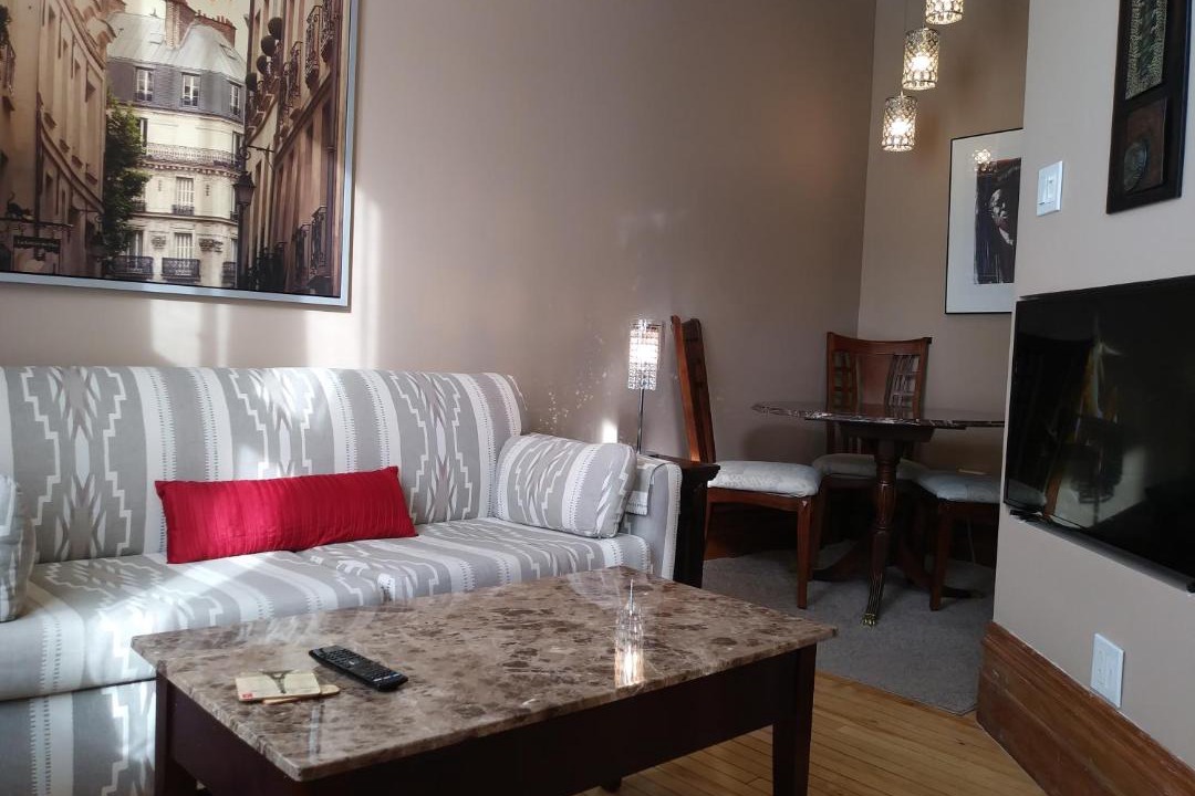 Photo of Livingroom in Farnham