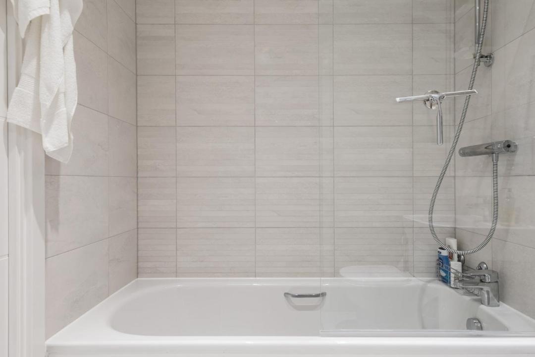 Photo of Bathroom in Lansbury