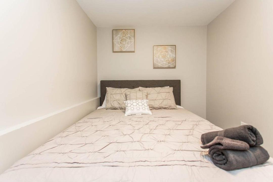 Photo of Bedroom in West Town