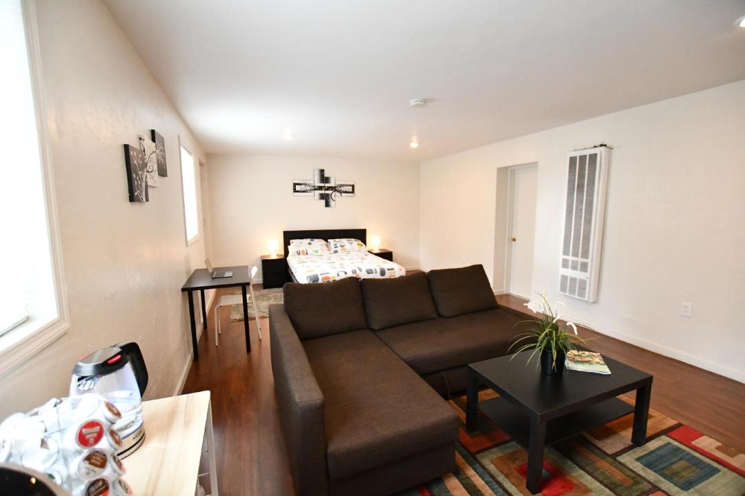 Photo of Livingroom in Daly City