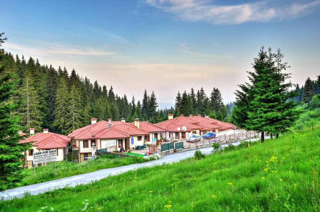 Photo of Buildings in Pamporovo