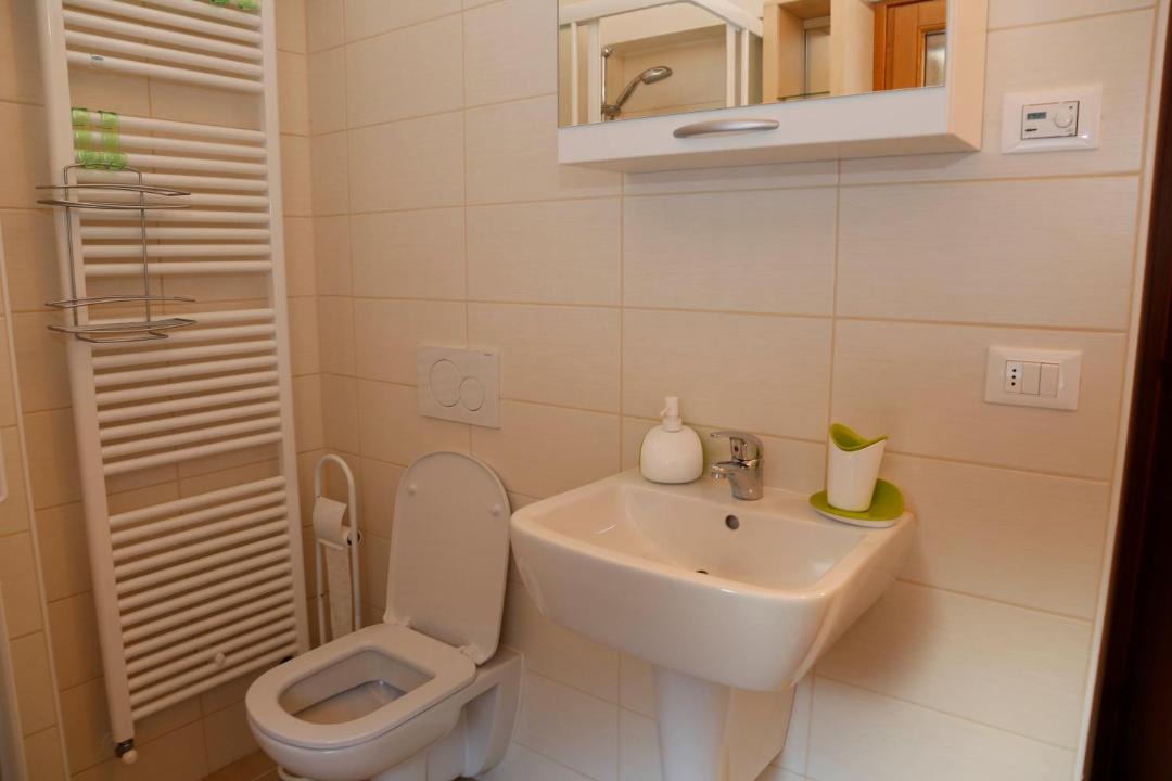 Photo of Bathroom in Ovaro