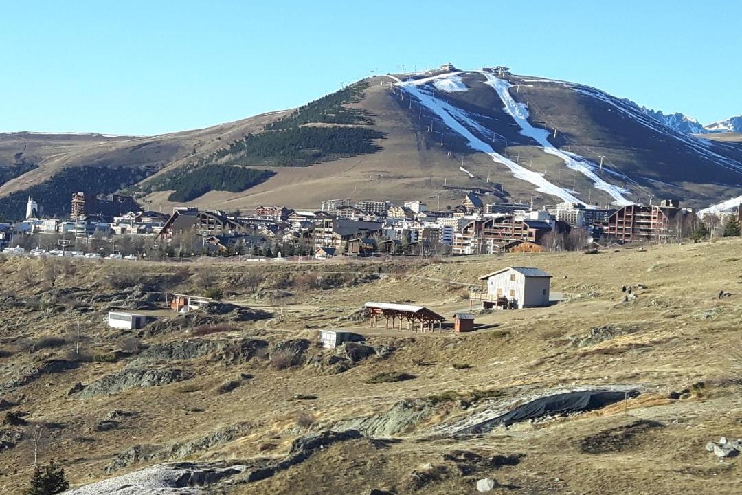 Photo of Buildings in Eclose-Est