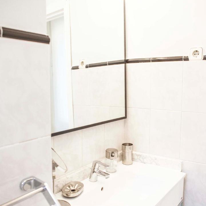 Photo of Bathroom in Literary Quarter