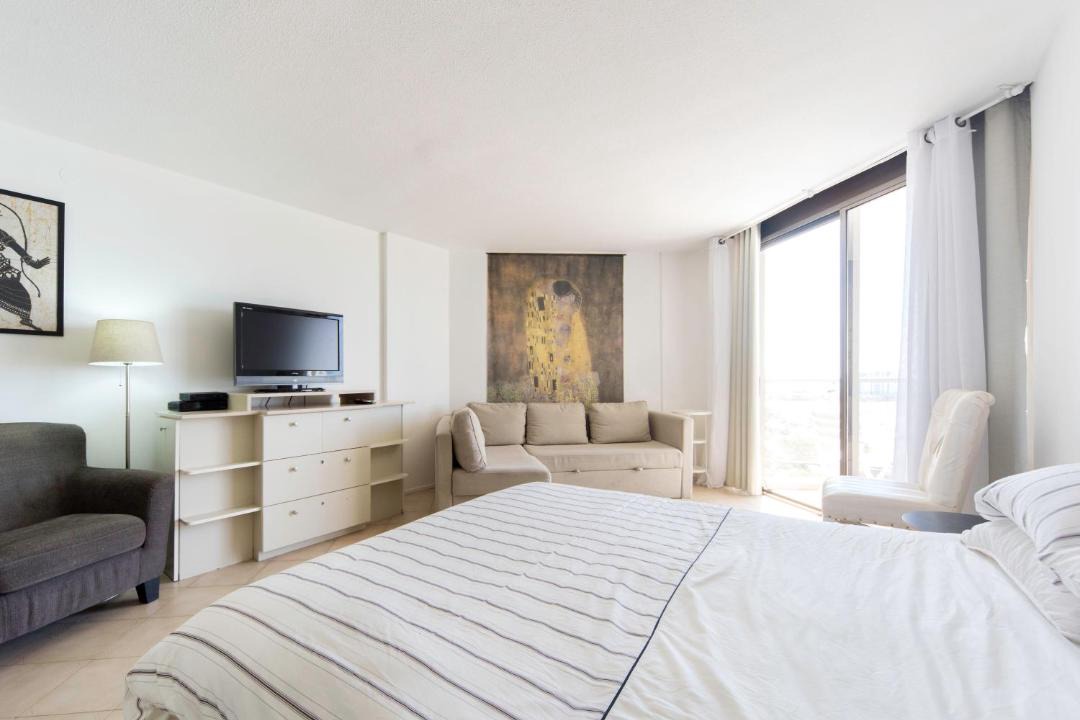 Photo of Bedroom in Herzliya Pituach